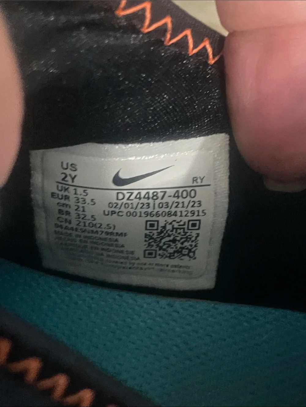 Nike bright turquoise